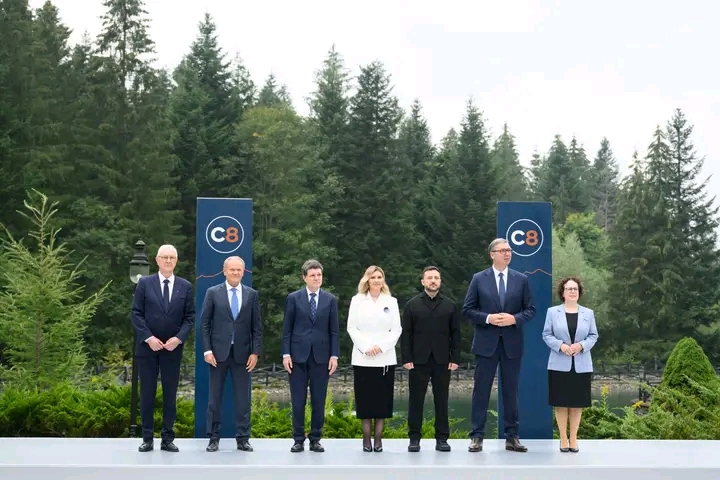 Zelensky Offers To Share Ukraine's "Unique" Wartime Weapons Tech With Poland: "Ready To Share With Donald"