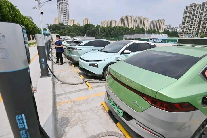 China Turns 100M EVs Into Giant Grid Battery With V2G